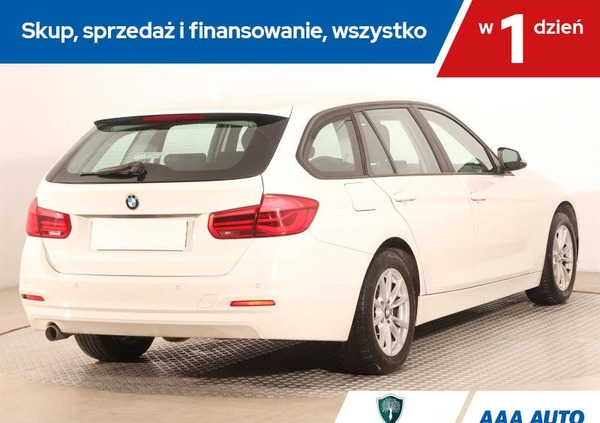 BMW Seria 3 cena 54000 przebieg: 192042, rok produkcji 2016 z Bełchatów małe 352